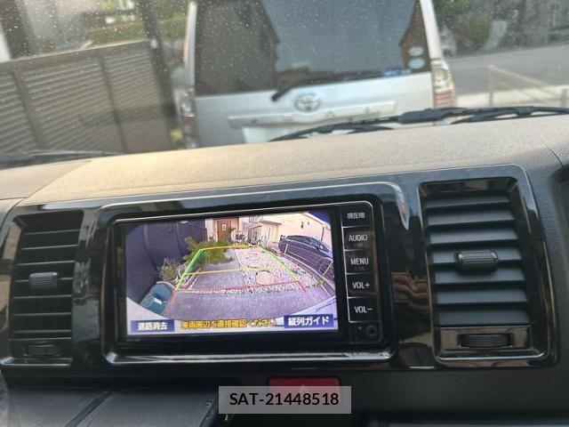 Toyota HIACE VAN 2021-04 8369461-21