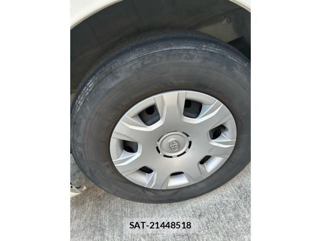 Toyota HIACE VAN 2021-04 8369461-3