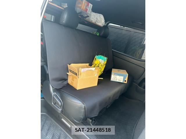 Toyota HIACE VAN 2021-04 8369461-7