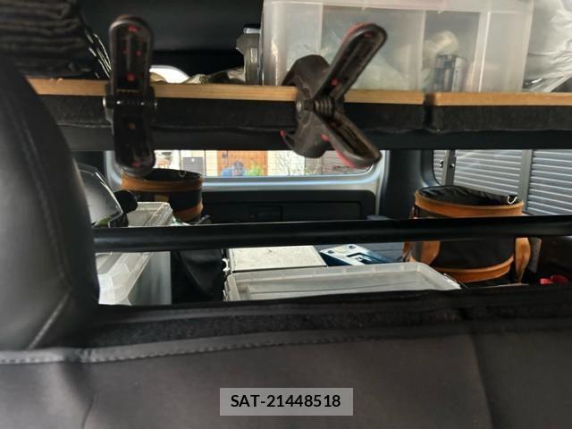 Toyota HIACE VAN 2021-04 8369461-8