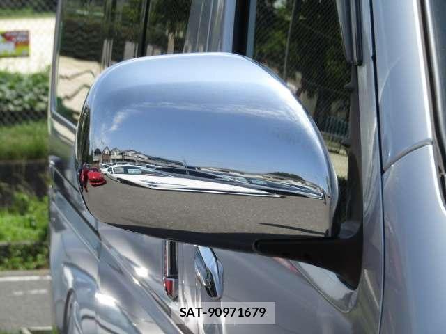 Toyota HIACE VAN 2019-06 8369457-23