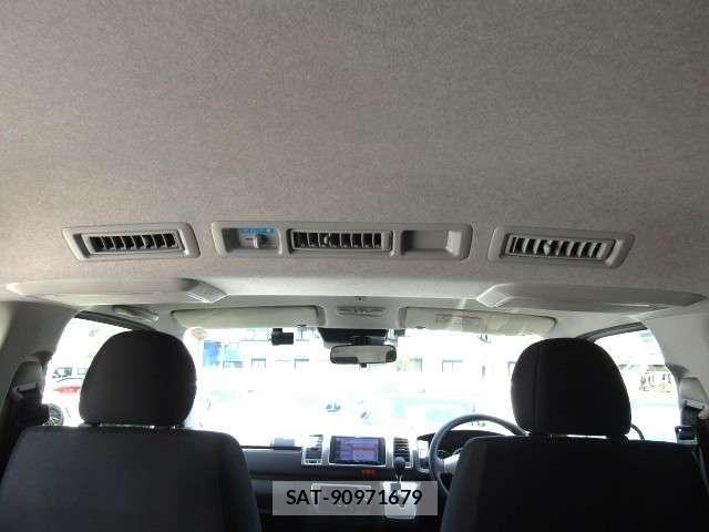 Toyota HIACE VAN 2019-06 8369457-8