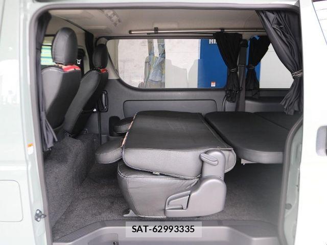 Toyota HIACE VAN 2025-01 8369447-9