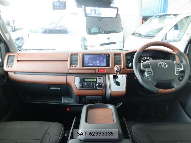 Toyota HIACE VAN 2025-01 8369447-3