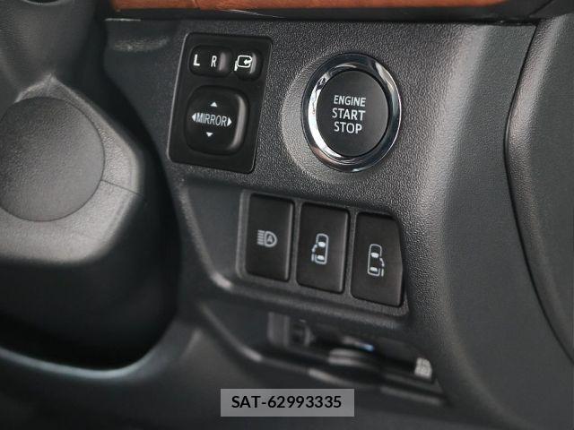 Toyota HIACE VAN 2025-01 8369447-7
