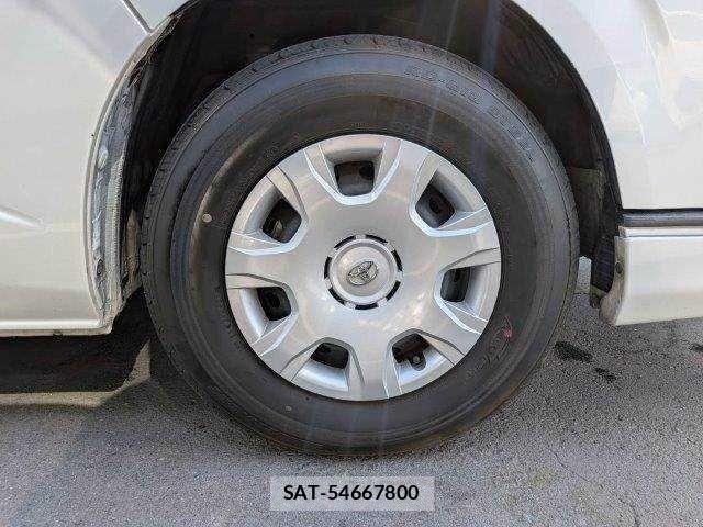 Toyota HIACE VAN 2019-05 8369460-13