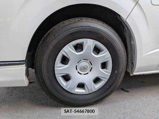 Toyota HIACE VAN 2019-05 8369460-29