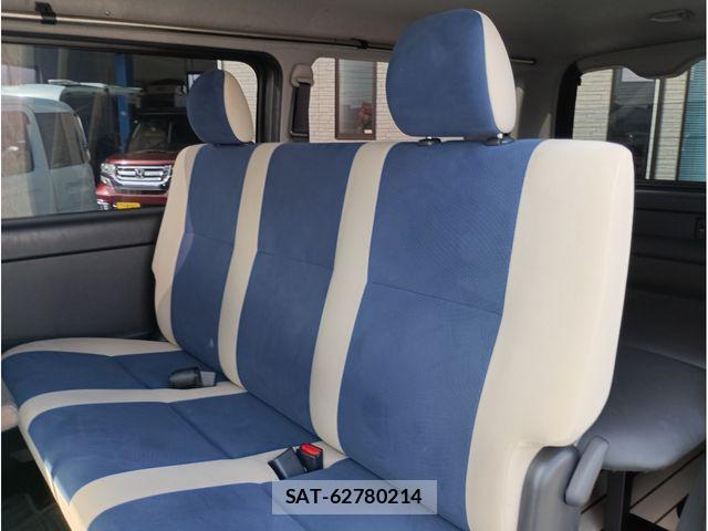 Toyota HIACE VAN 2018-12 8369456-10