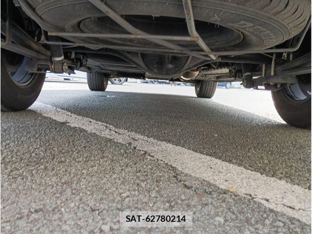 Toyota HIACE VAN 2018-12 8369456-19