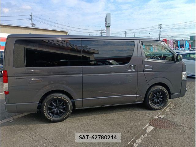 Toyota HIACE VAN 2018-12 8369456-7