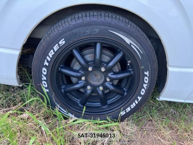 Toyota HIACE VAN 2007-11 8369469-8