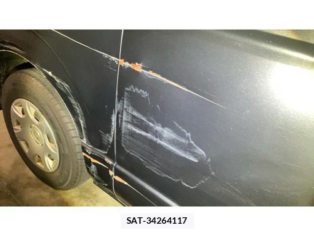 Toyota HIACE VAN 2004-09 8369471-15