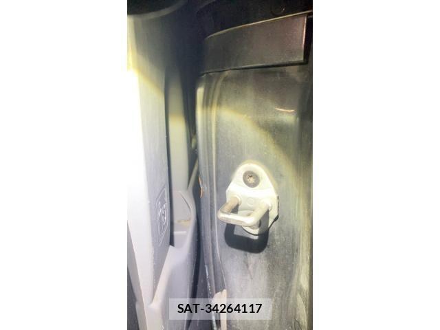 Toyota HIACE VAN 2004-09 8369471-20