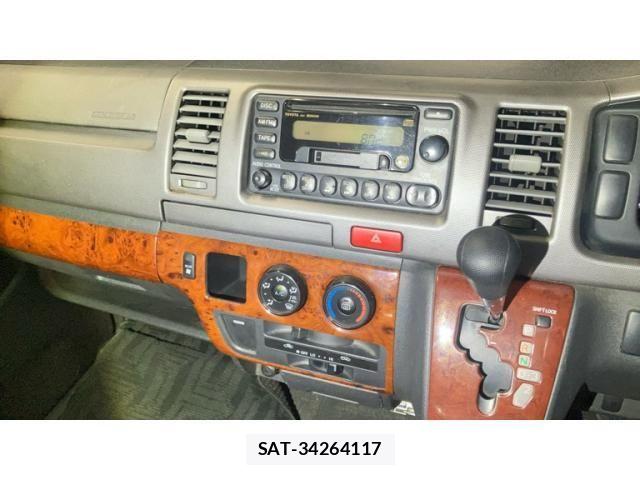 Toyota HIACE VAN 2004-09 8369471-27