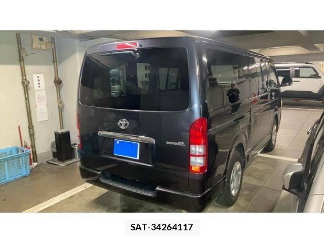 Toyota HIACE VAN 2004-09 8369471-2