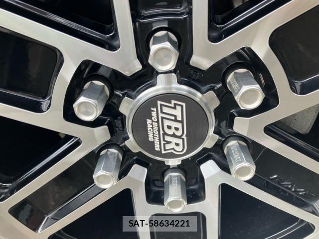 Toyota HIACE VAN 2018-11 8369462-9