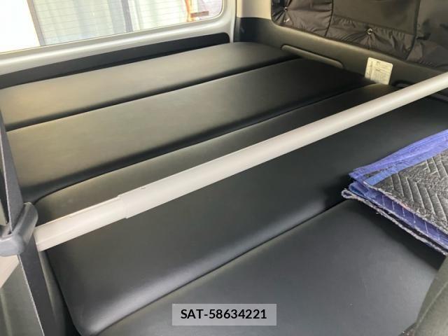 Toyota HIACE VAN 2018-11 8369462-10