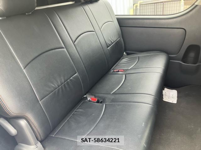 Toyota HIACE VAN 2018-11 8369462-11