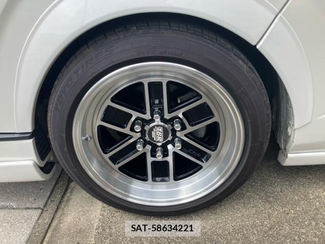 Toyota HIACE VAN 2018-11 8369462-5