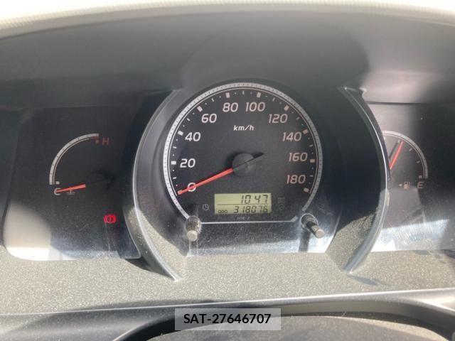 Toyota HIACE VAN 2013-08 8369470-9