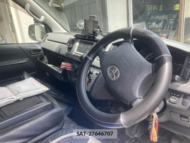Toyota HIACE VAN 2013-08 8369470-4