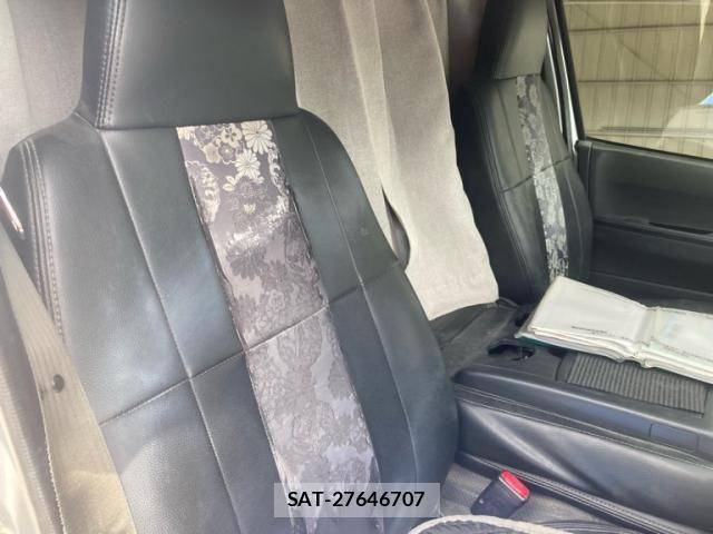 Toyota HIACE VAN 2013-08 8369470-5