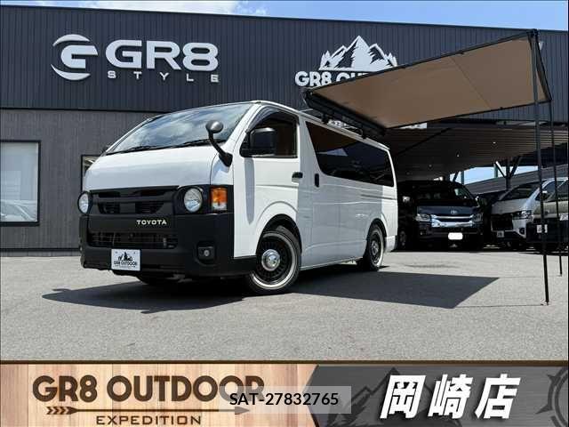 Toyota HIACE VAN 2023-07 8369455-0