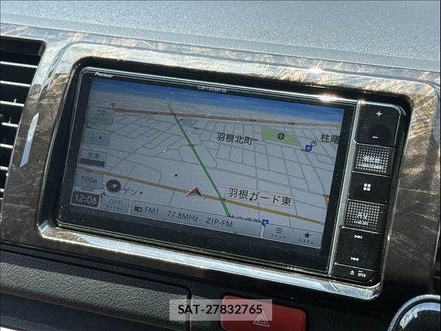 Toyota HIACE VAN 2023-07 8369455-6