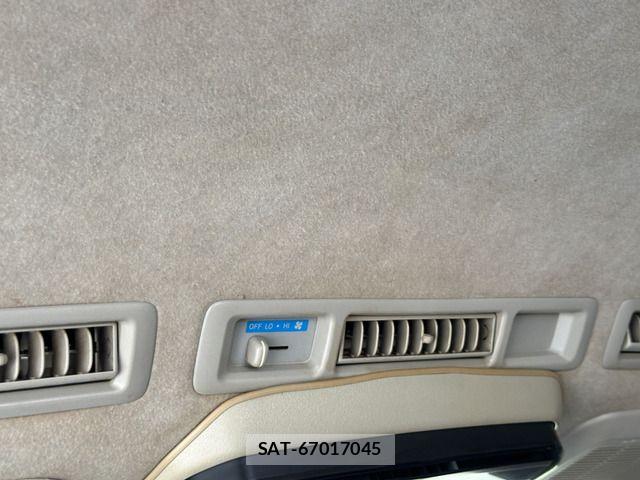 Toyota HIACE VAN 2009-07 8369468-9