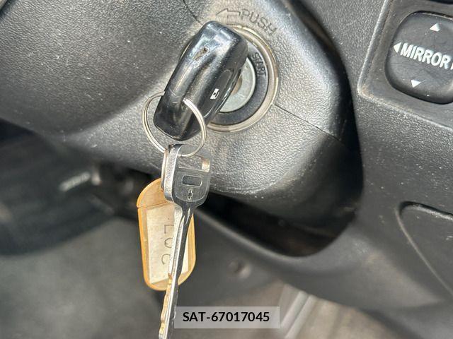 Toyota HIACE VAN 2009-07 8369468-16