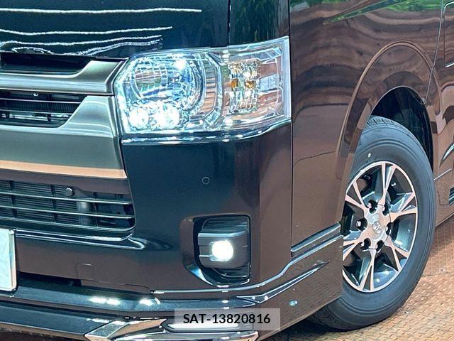 Toyota HIACE VAN 2025-08 8369448-11