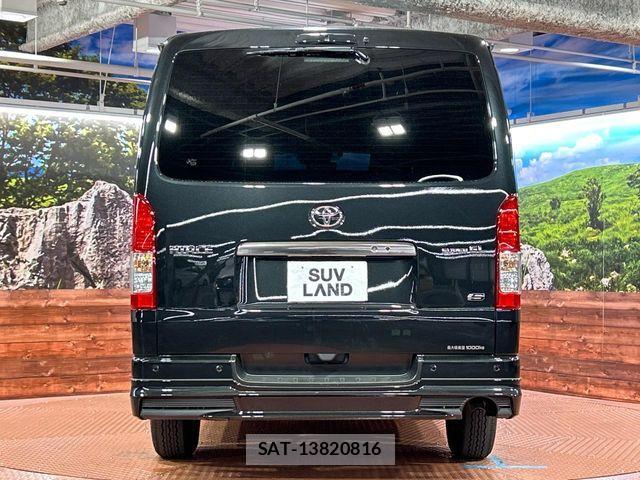 Toyota HIACE VAN 2025-08 8369448-14