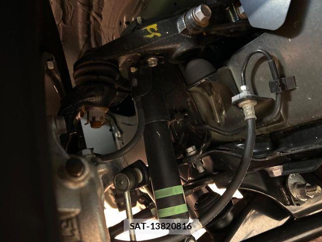 Toyota HIACE VAN 2025-08 8369448-19