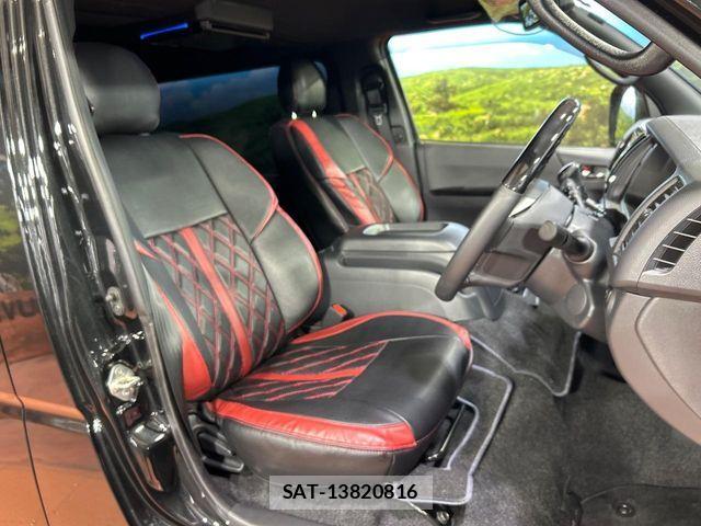 Toyota HIACE VAN 2025-08 8369448-7