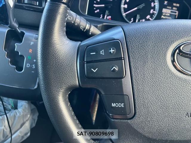 Toyota HIACE VAN 2023-01 8369451-16