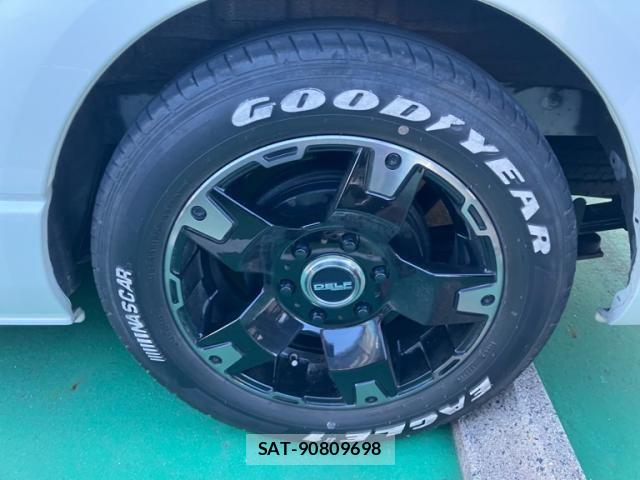 Toyota HIACE VAN 2023-01 8369451-5