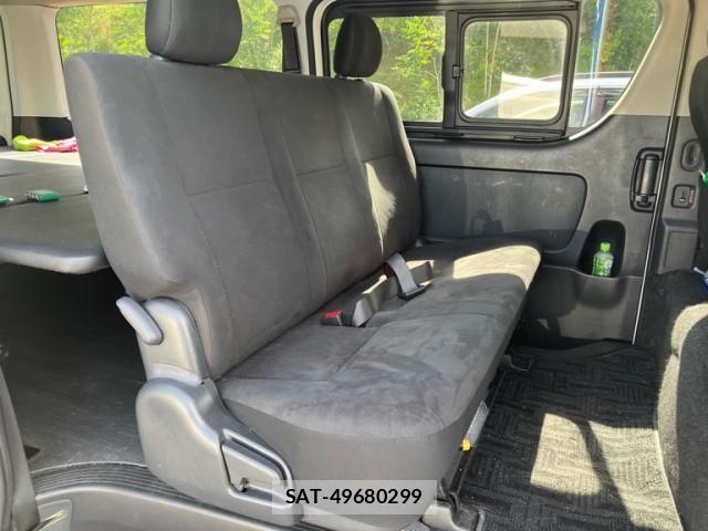 Toyota HIACE VAN 2020-07 8369459-10