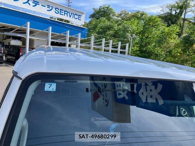 Toyota HIACE VAN 2020-07 8369459-4