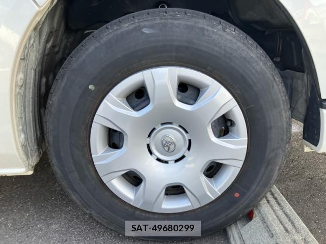 Toyota HIACE VAN 2020-07 8369459-5
