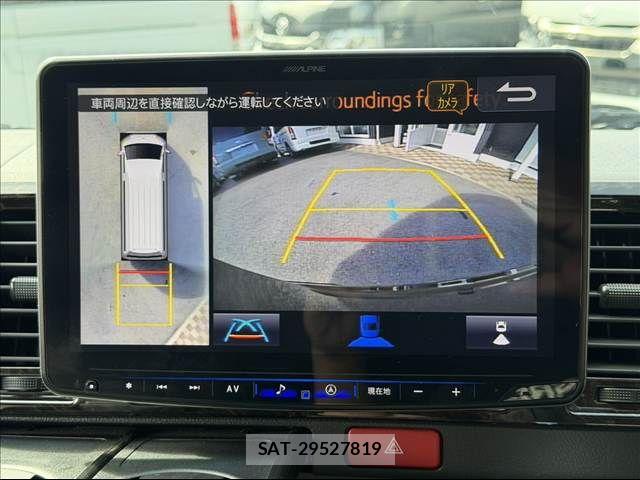 Toyota HIACE VAN 2022-07 8369452-4