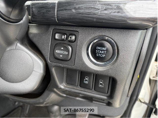 Toyota HIACE VAN 2016-12 8369466-10