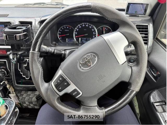 Toyota HIACE VAN 2016-12 8369466-12