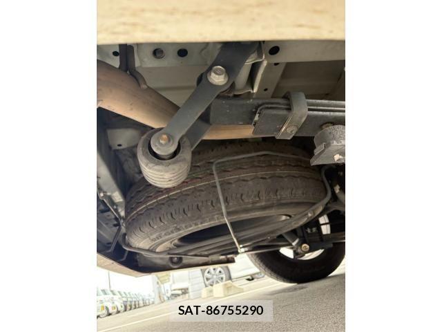 Toyota HIACE VAN 2016-12 8369466-20