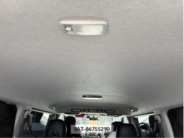 Toyota HIACE VAN 2016-12 8369466-23