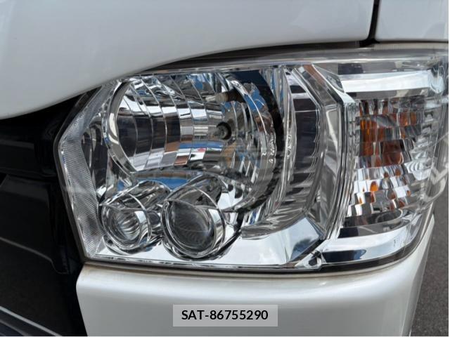 Toyota HIACE VAN 2016-12 8369466-3