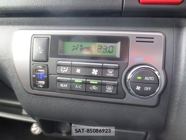 Toyota HIACE VAN 2021-05 8369463-9