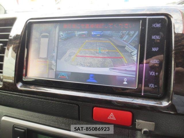 Toyota HIACE VAN 2021-05 8369463-11