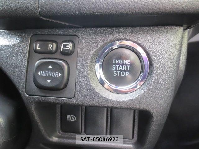 Toyota HIACE VAN 2021-05 8369463-8