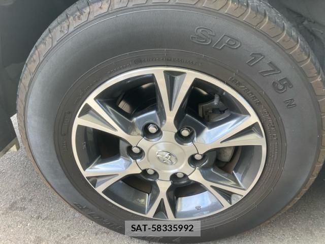 Toyota HIACE VAN 2021-05 8372294-10