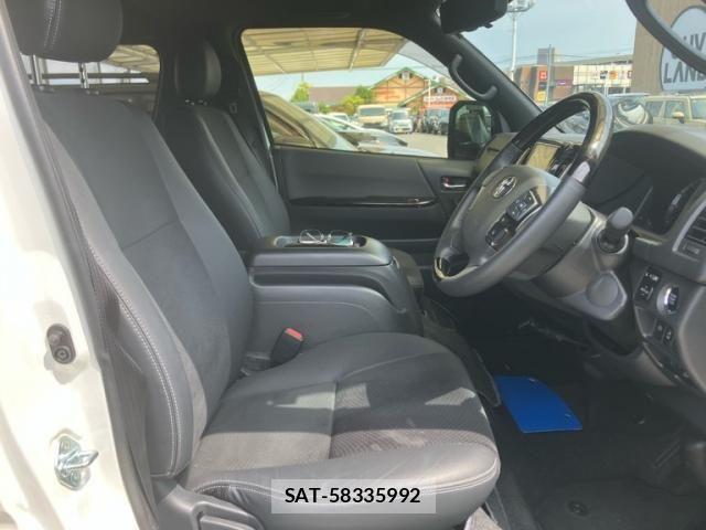 Toyota HIACE VAN 2021-05 8372294-16